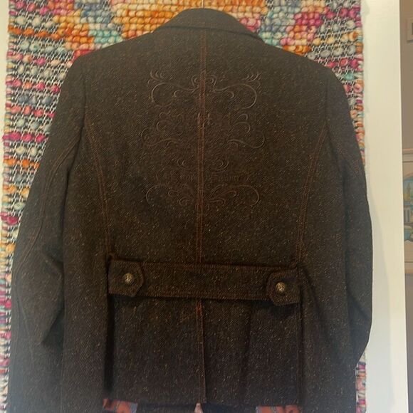 This blazer is so cute!  RoFa Moden tweed blazer. - Picture 6 of 10